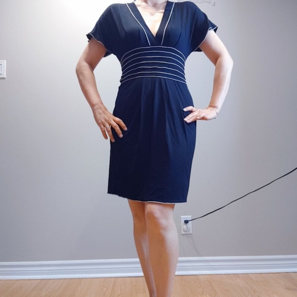 Max Studio Black V-Neck Dress